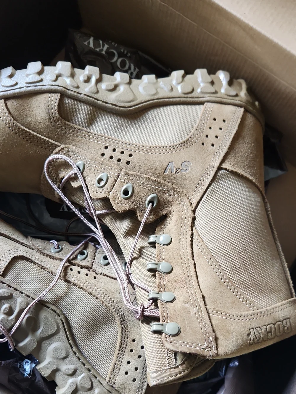 NWT Rocky S2V Tactical Military  Lace-Up Combat Boot - Coyote Brown Size 11W